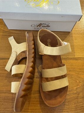 Mata | Nude Velcro Strap Sandals